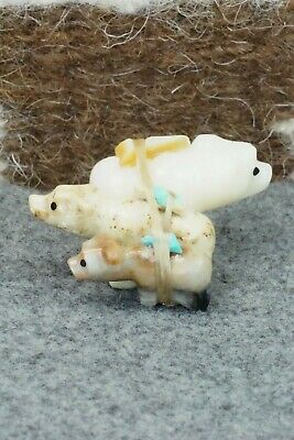 Bear Zuni Fetish Carving - Jeff Eriacho