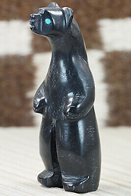 Bear Zuni Fetish Carving - Ronnie Lunasee