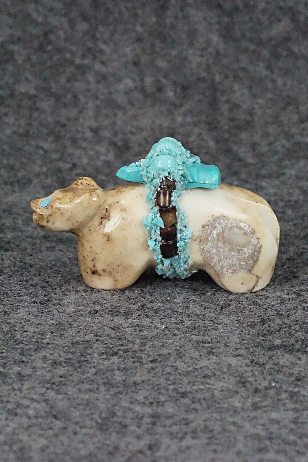 Bear Zuni Fetish Carving - Marvelita Phillips