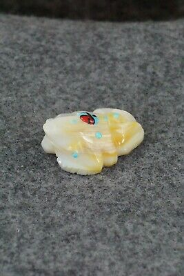 Frog Zuni Fetish Carving - Danette Laate