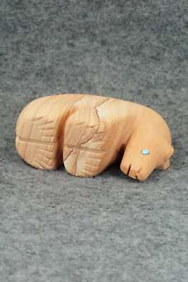 Bear Zuni Fetish Carving - Ronnie Lunasee