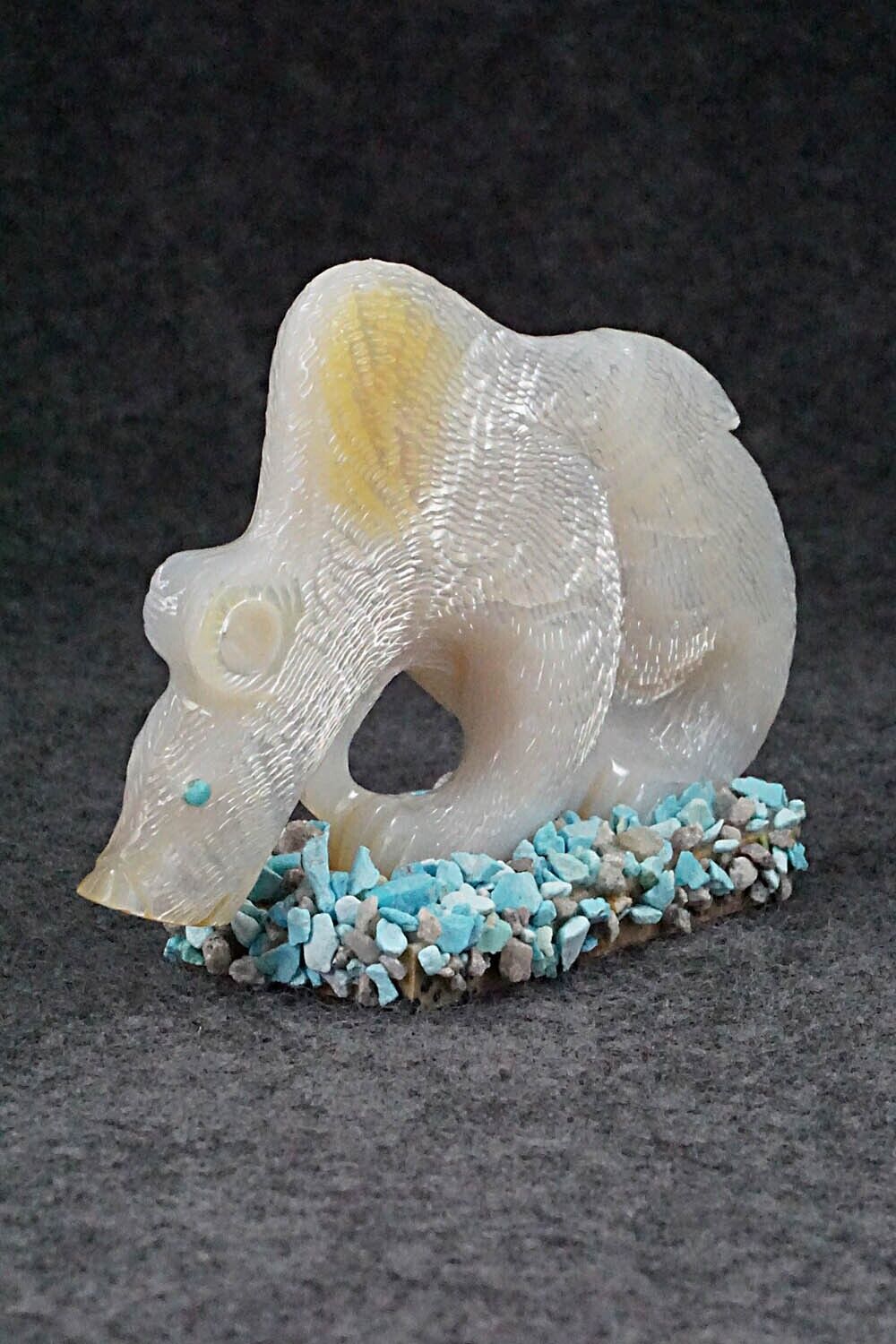 Bear Zuni Fetish Carving - Randy Lucio