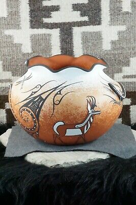 Zuni Pottery - Deldrick Cellicion