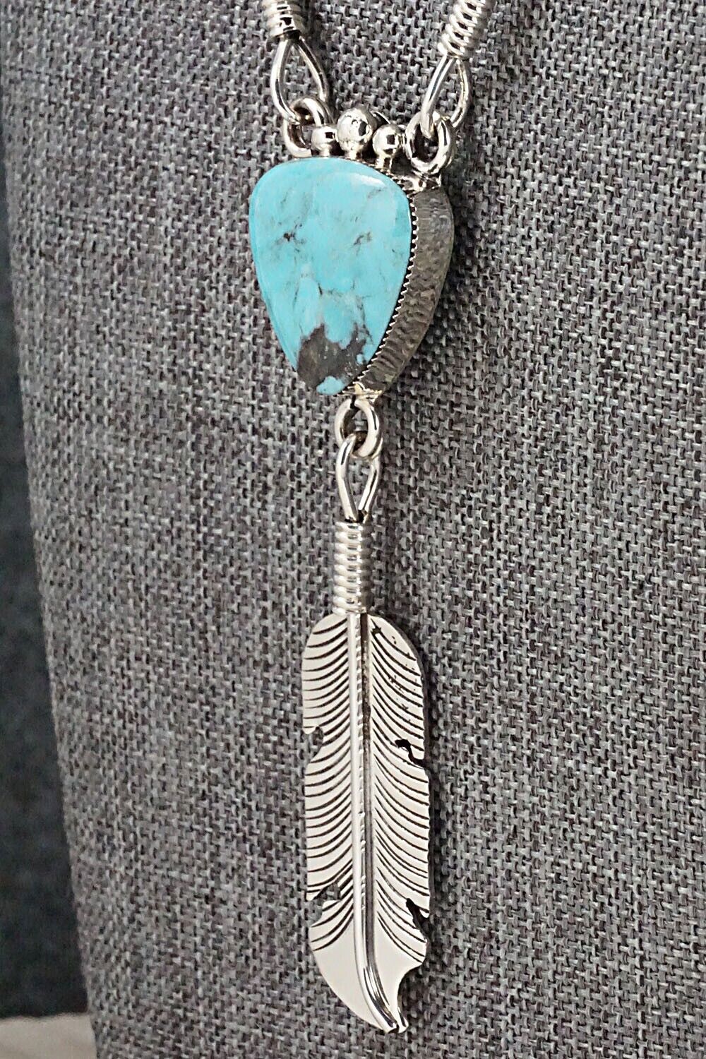 Turquoise & Sterling Silver Necklace - Gilbert Smith
