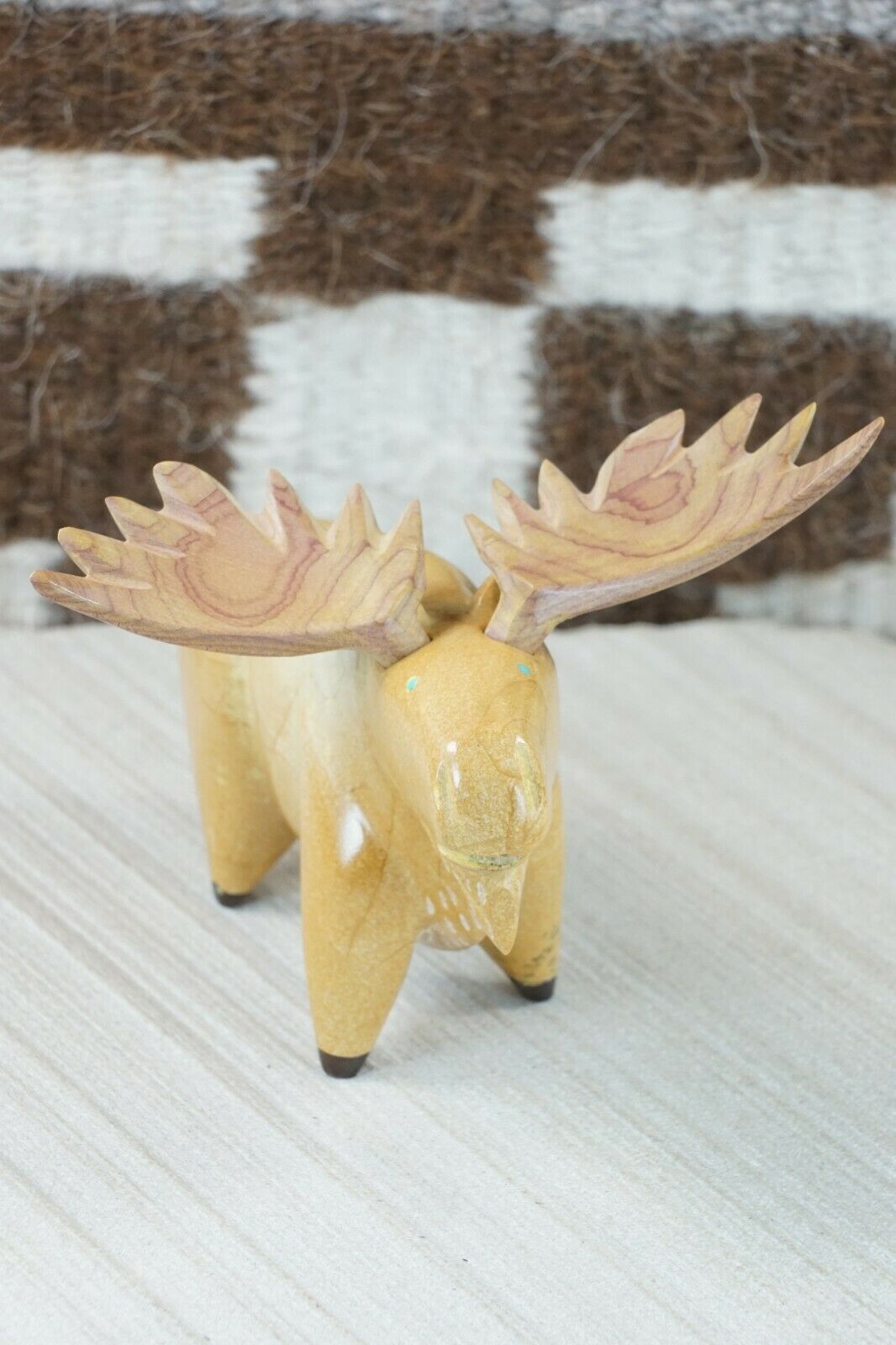 Moose Zuni Fetish Carving - Enrike Leekya