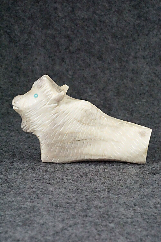 Buffalo Zuni Fetish Carving - Allison White