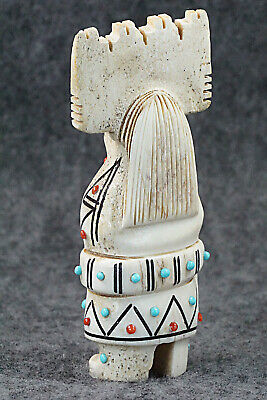 Corn Maiden Zuni Fetish Carving - Claudia Peina