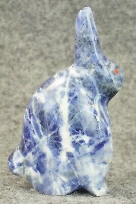 Rabbit Zuni Fetish Carving - Daphne Quam