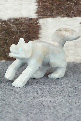 Wolf Zuni Fetish Carving - Derrick Kaamasee
