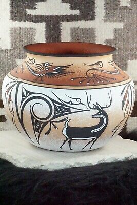 Zuni Pottery - Deldrick Cellicion