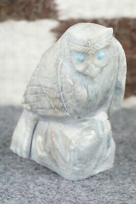Owl Zuni Fetish Carving - Derrick Kaamasee