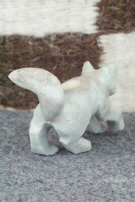 Wolf Zuni Fetish Carving - Derrick Kaamasee
