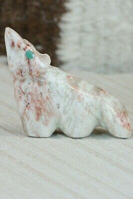 Wolf Zuni Fetish Carving - Daniel Chattin