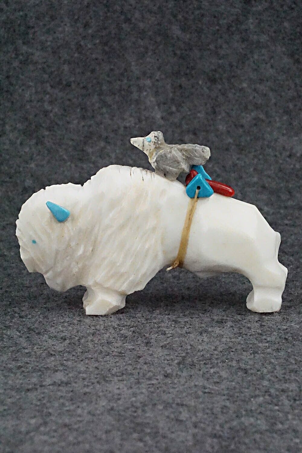 Buffalo & Bird Zuni Fetish Carving - Kevin Quam