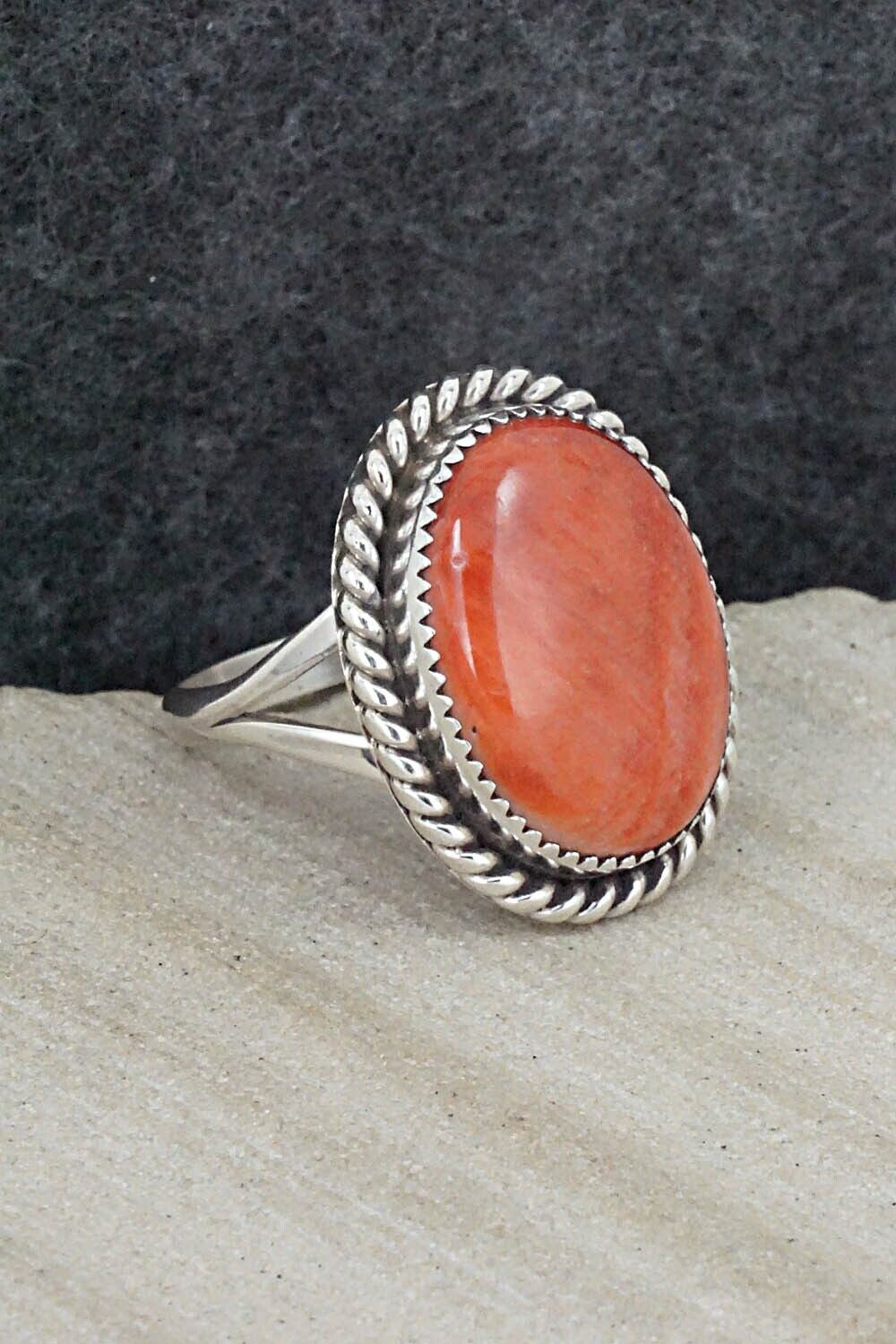 Spiny Oyster & Sterling Silver Ring - Benjamin Martinez - Size 9