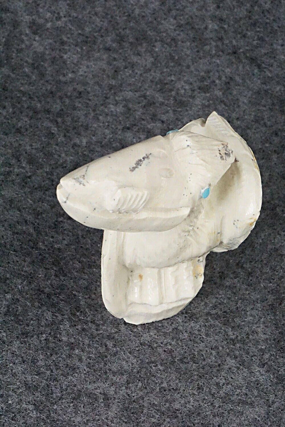 Pelican Zuni Fetish Carving - Derrick Kaamasee