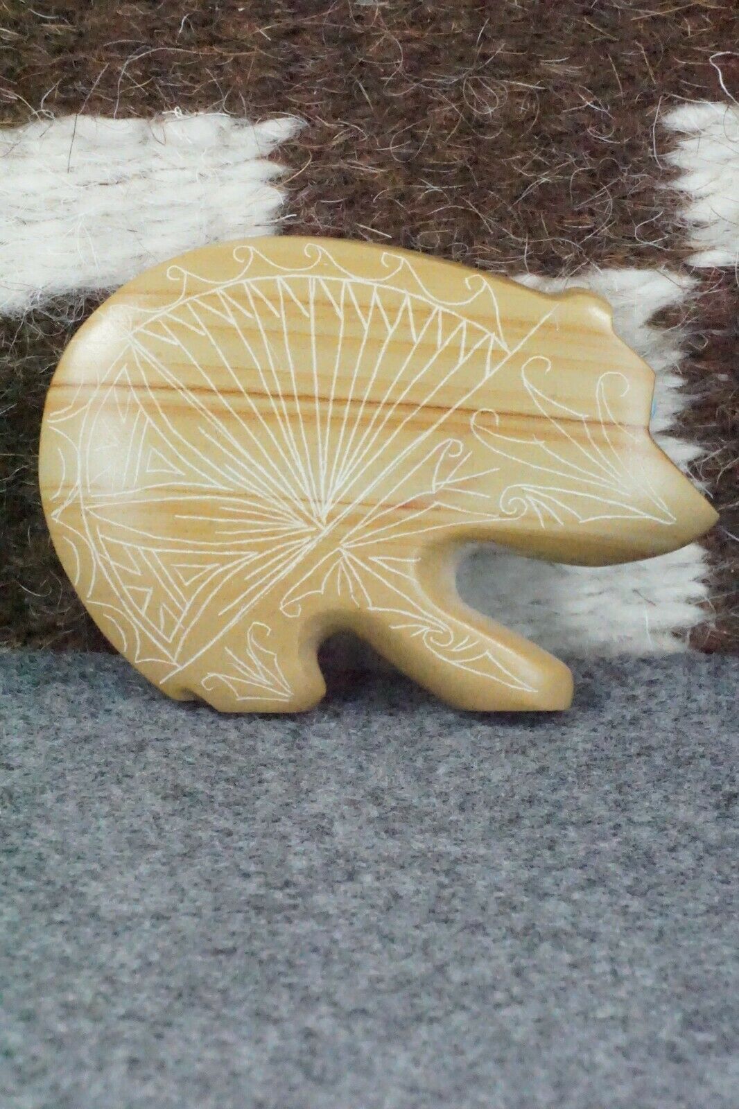 Bear Zuni Fetish Carving - Jonathan Natewa - High Lonesome Trading