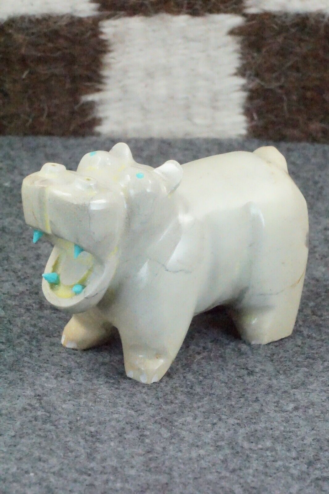 Hippo Zuni Fetish Carving - Enrike Leekya