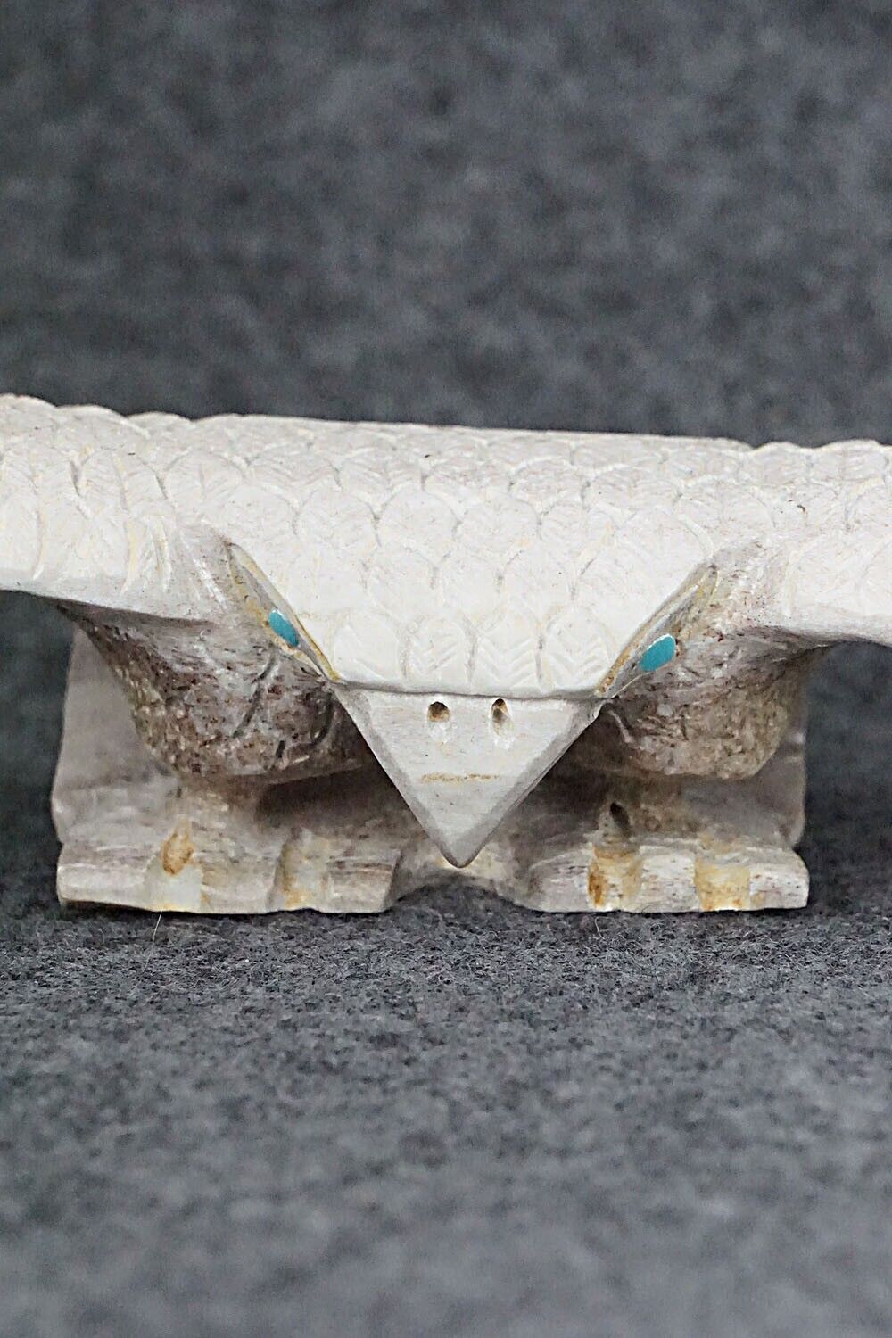 Eagle Zuni Fetish Carving - Garrick Weeka
