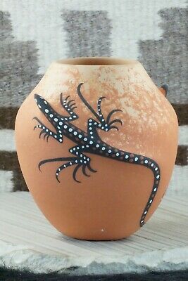 Zuni Pottery - Lorenda Cellicion