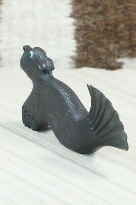 Seal Zuni Fetish Carving - Glendon Lasiloo