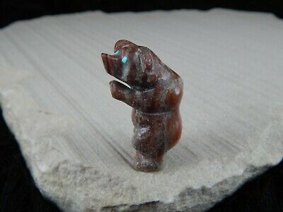 Bear Zuni Fetish Carving - Leo Pincion - High Lonesome Trading