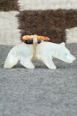 Wolf Zuni Fetish Carving - Andres Quandelacy