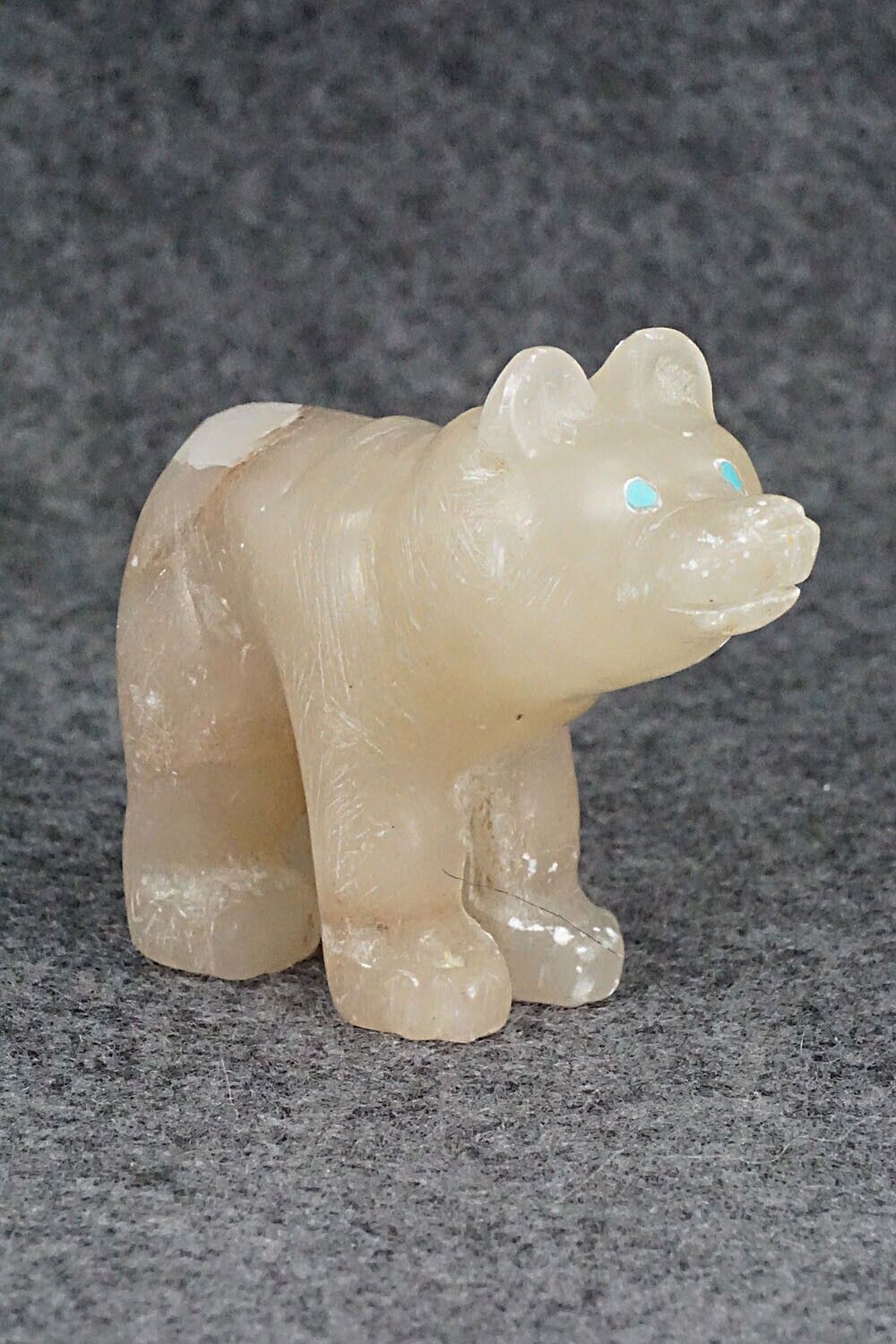 Bear Zuni Fetish Carving - Keith Beyuka