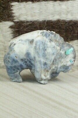 Buffalo Zuni Fetish Carving - Kevin Quam