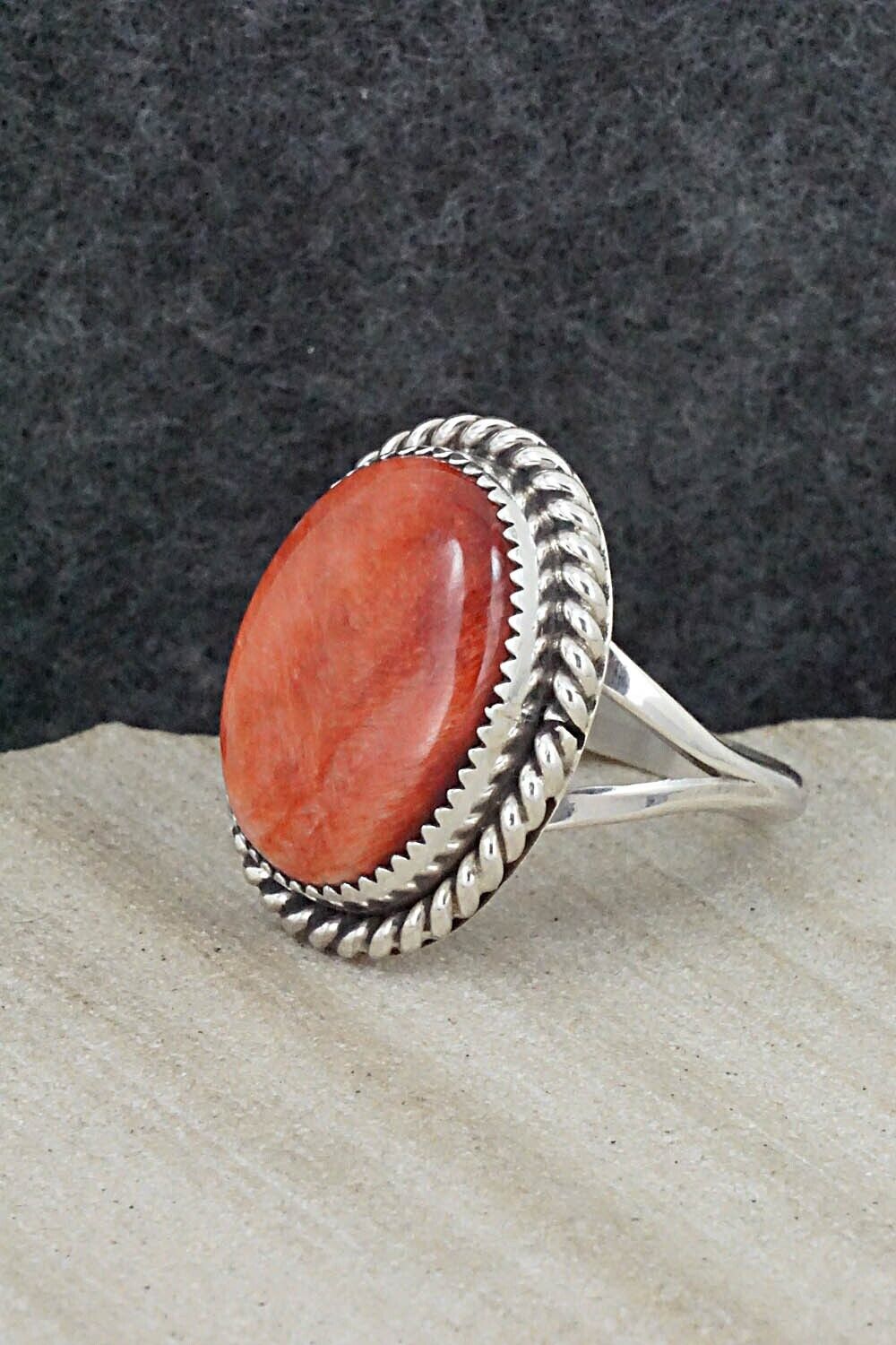 Spiny Oyster & Sterling Silver Ring - Benjamin Martinez - Size 9