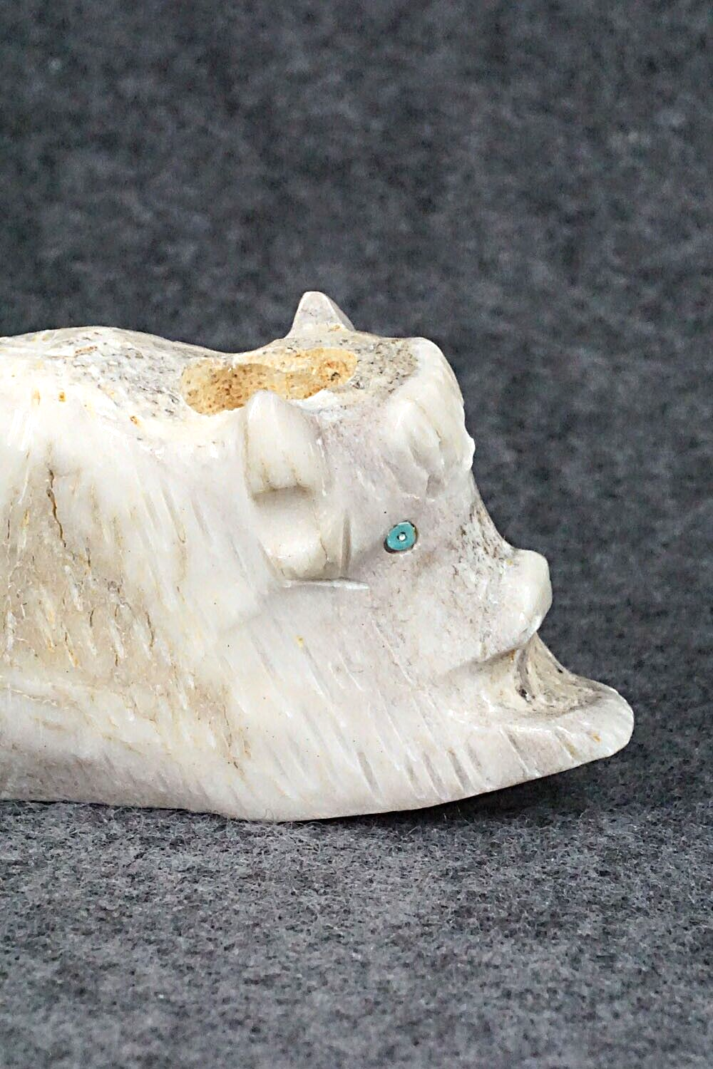 Buffalo Zuni Fetish Carving - Allison White