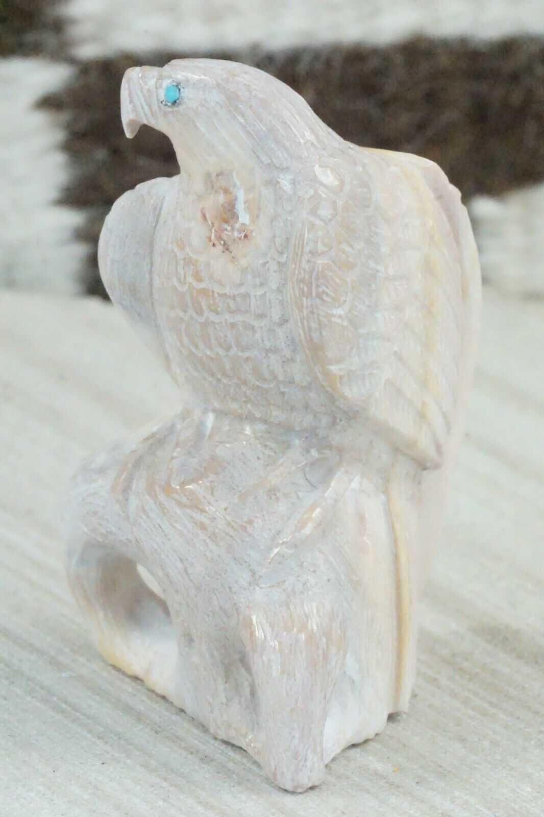 Eagle Zuni Fetish Carving - Derrick Kaamasee
