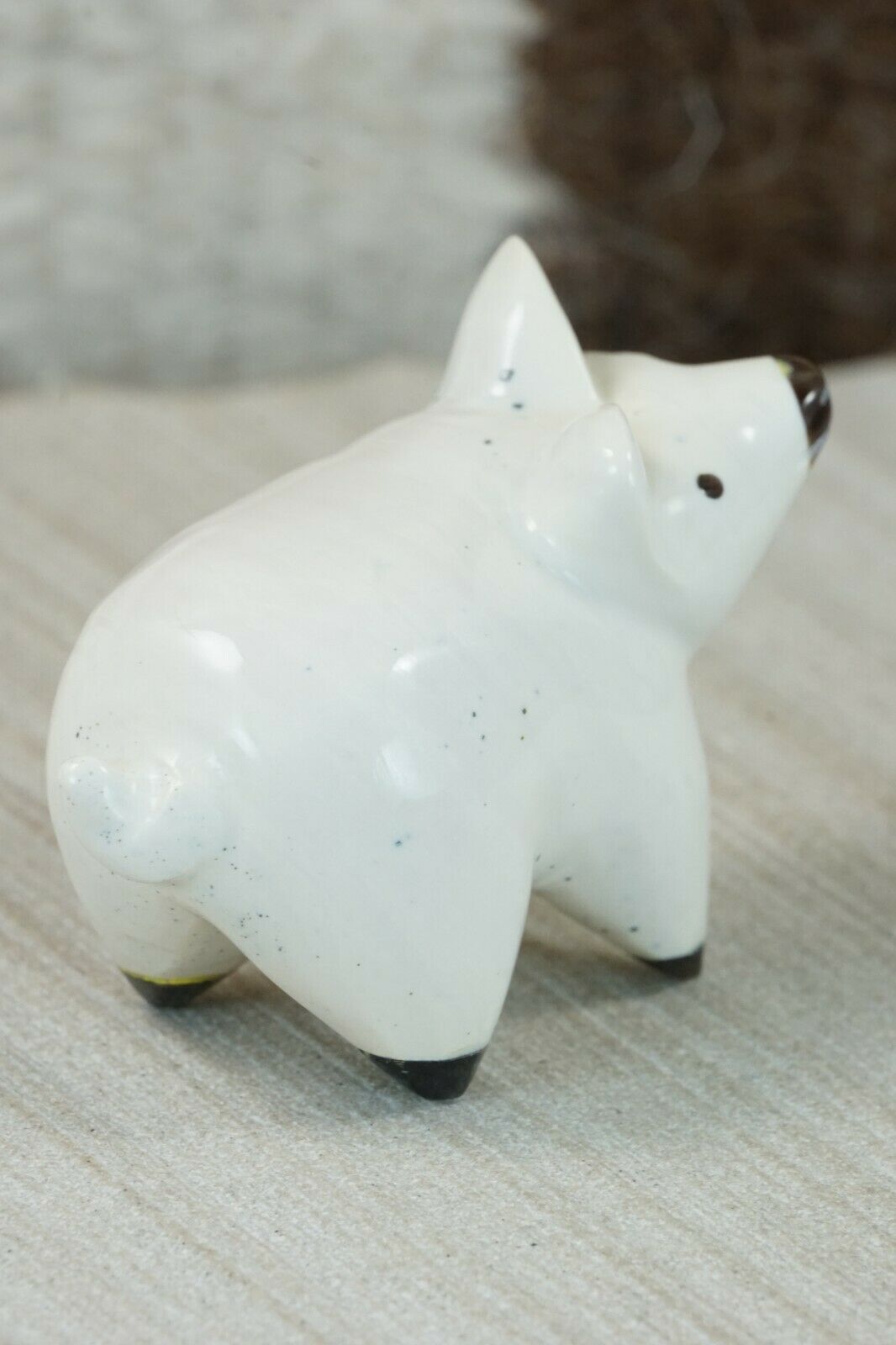 Pig Zuni Fetish Carving - Enrike Leekya