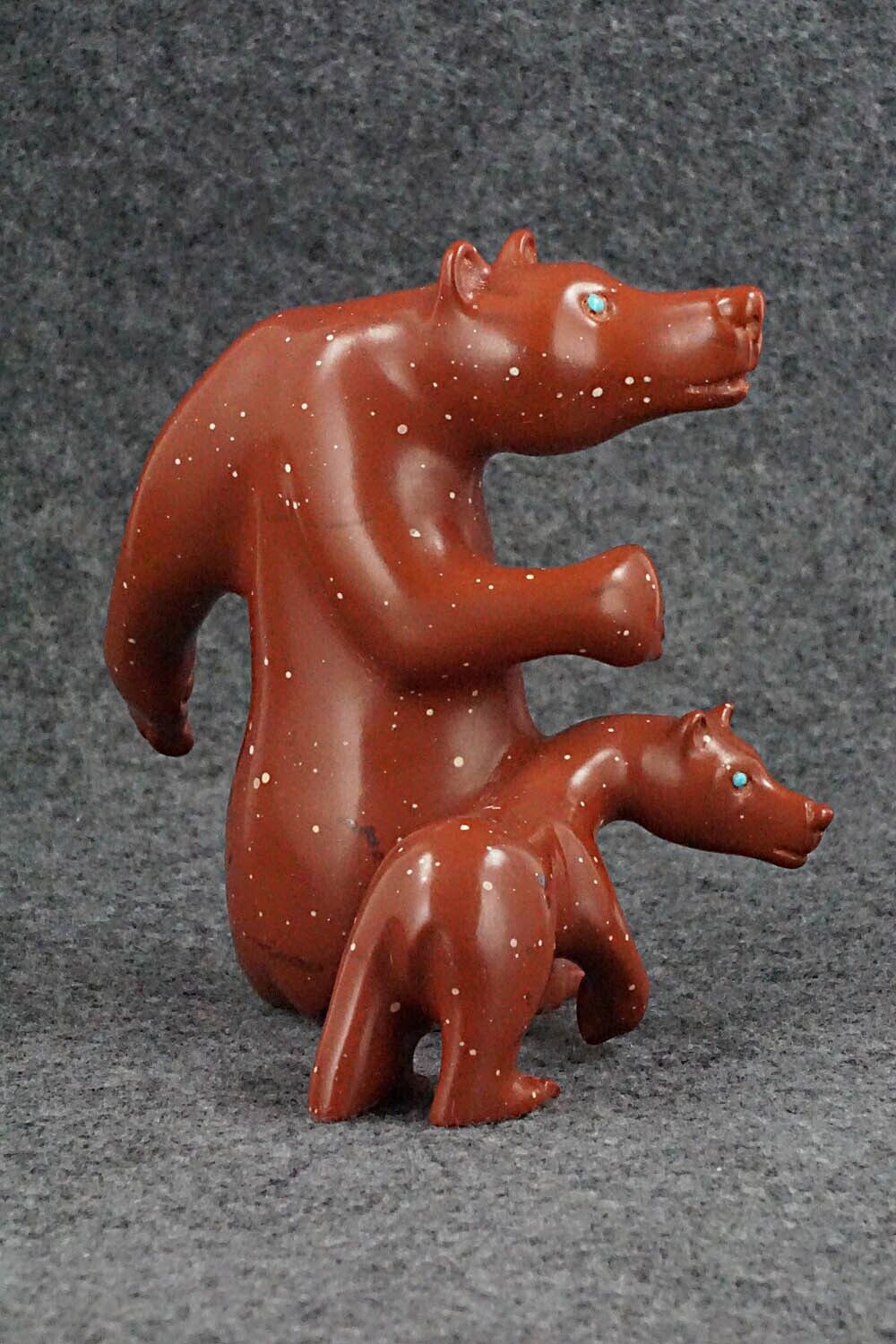 Bear and Cub Zuni Fetish Carving - Albert Eustace