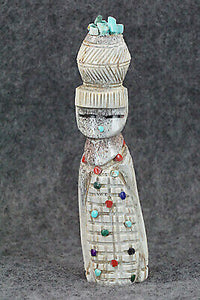 Corn Maiden Zuni Fetish Carving - Carl Etsate
