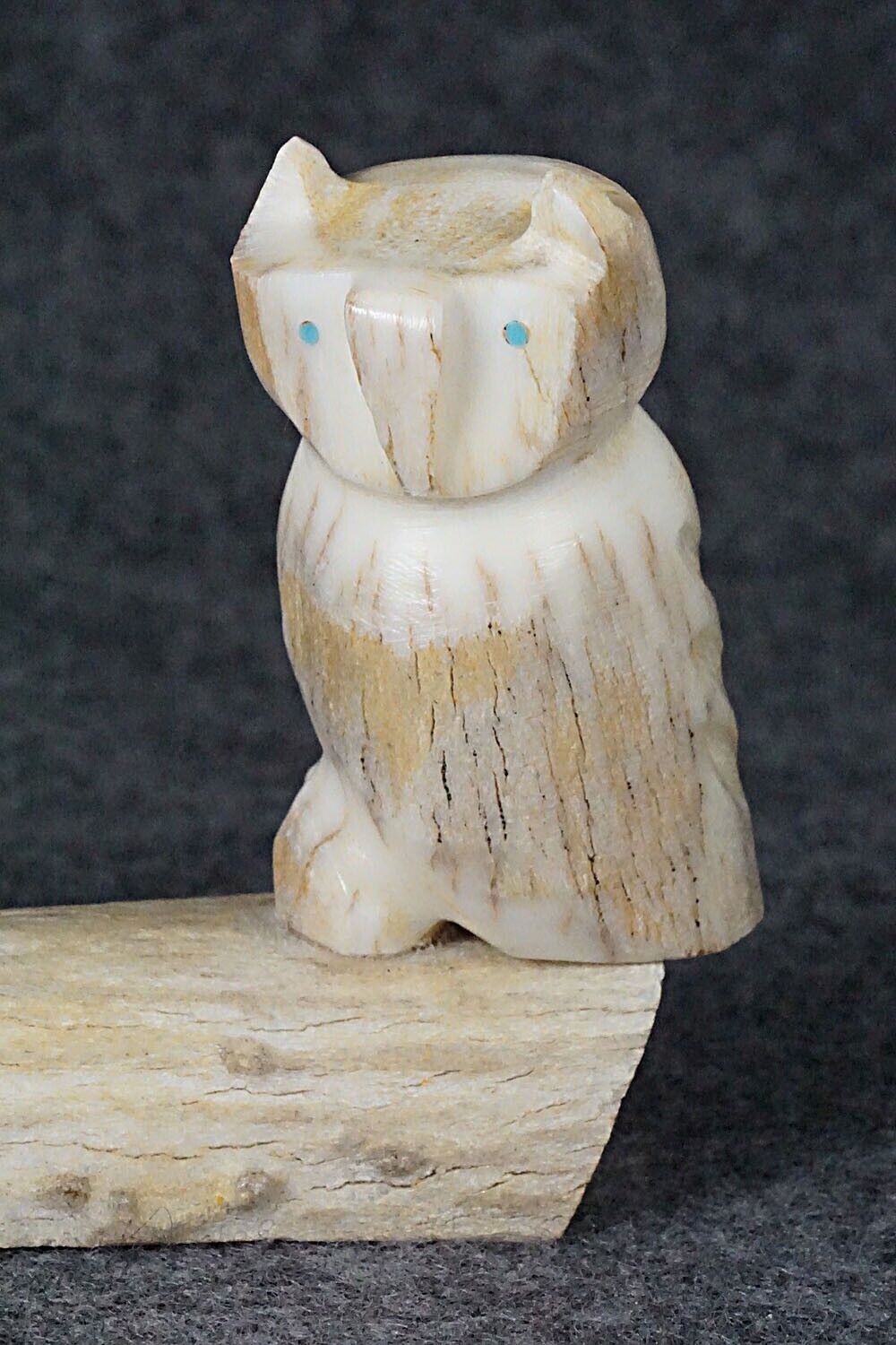 Owl Zuni Fetish Carving - Brandon Phillips