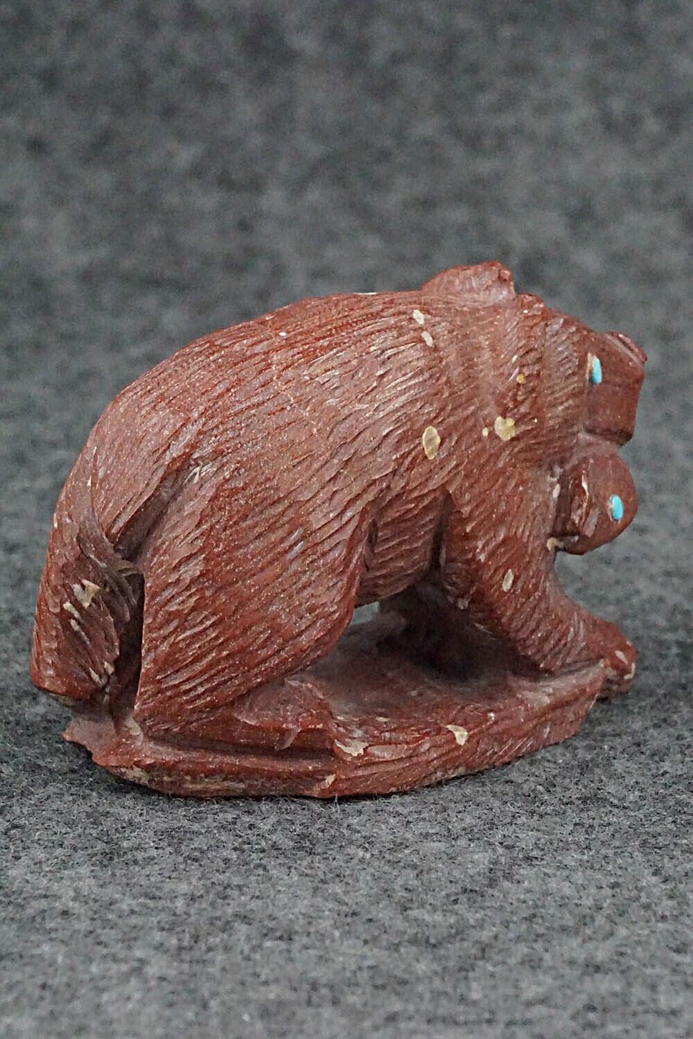 Bear with Fish Zuni Fetish Carving - Derrick Kaamasee