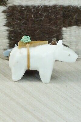 Horse Zuni Fetish Carving - Daisy Natewa