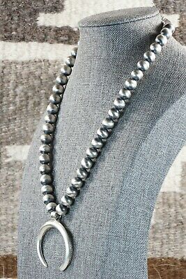 Navajo Pearls & Naja Necklace - Jan Mariano