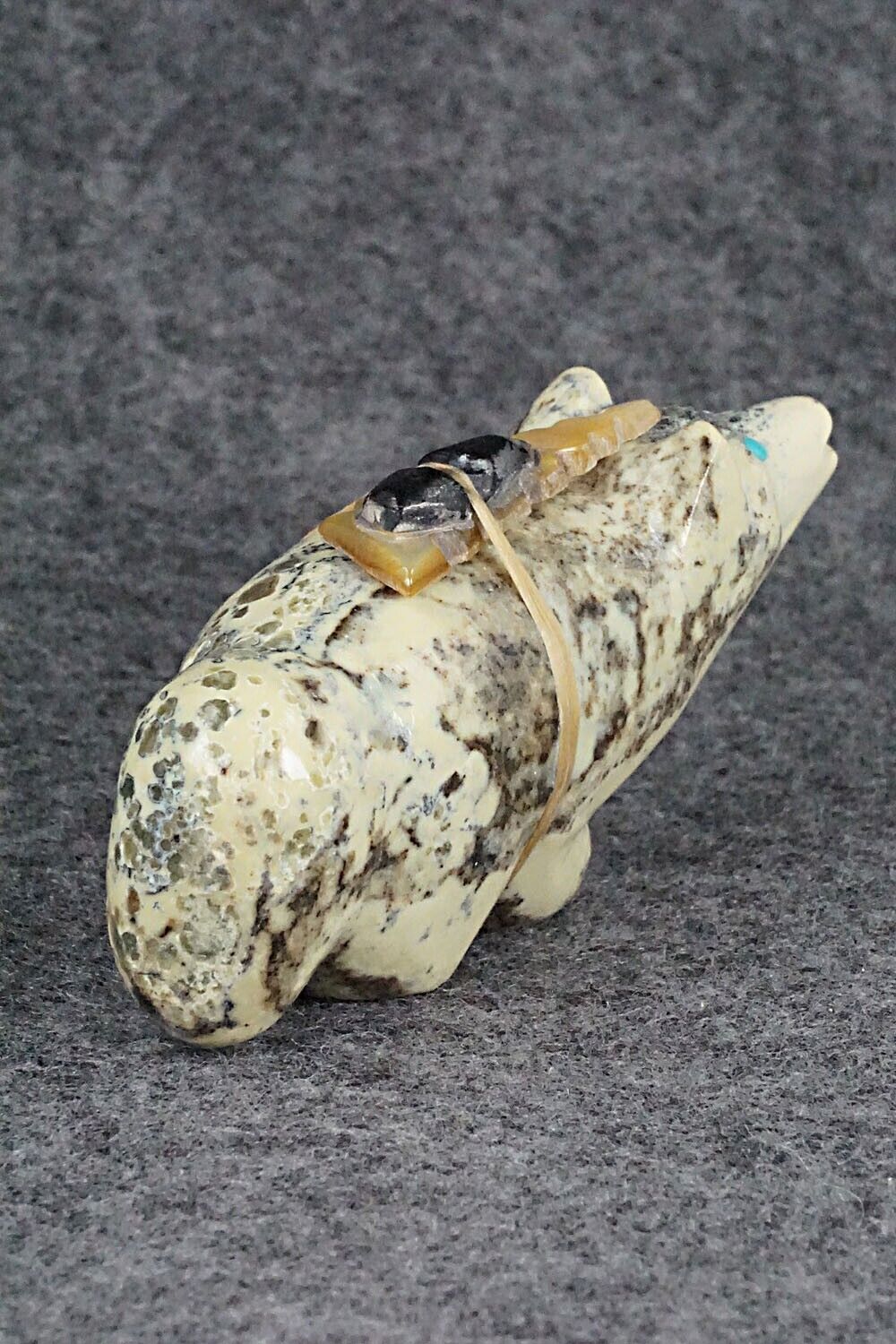 Wolf Zuni Fetish Carving - Delvin Leekya