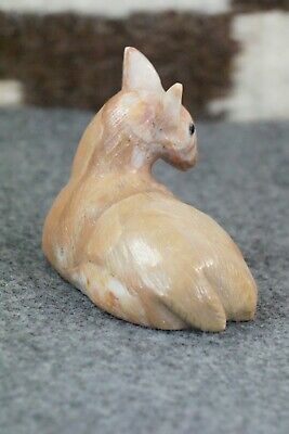 Deer Zuni Fetish Carving - Derrick Kaamasee