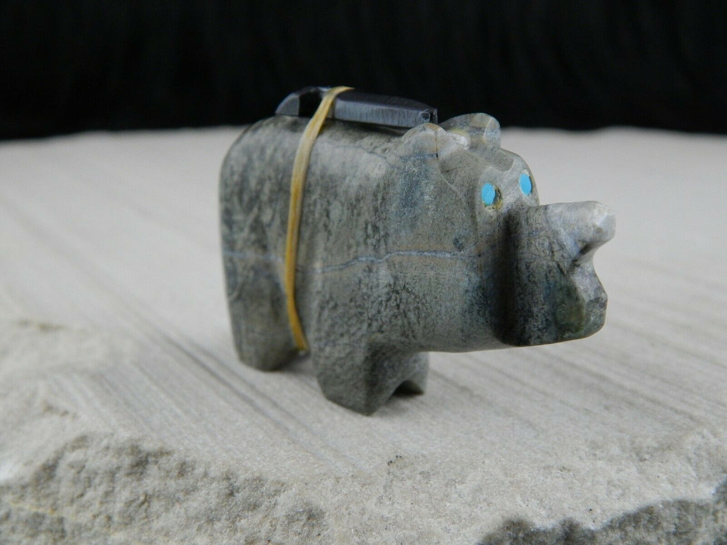 Bear Zuni Fetish Carving - Kelly Lementino - High Lonesome Trading