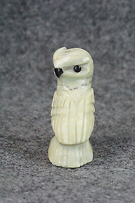Owl Zuni Fetish Carving - Edison Bobelu