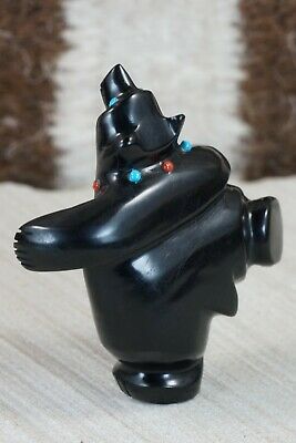 Bear Zuni Fetish Carving - Claudia Peina