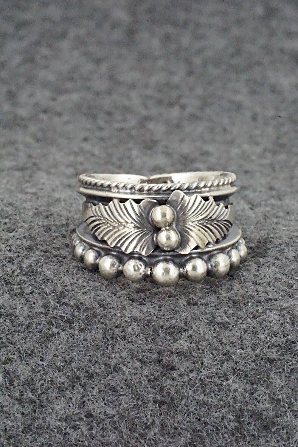 Sterling Silver Ring - Tom Lewis - Size 8