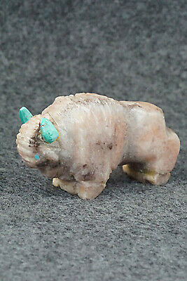 Buffalo Zuni Fetish Carving - Kevin Quam