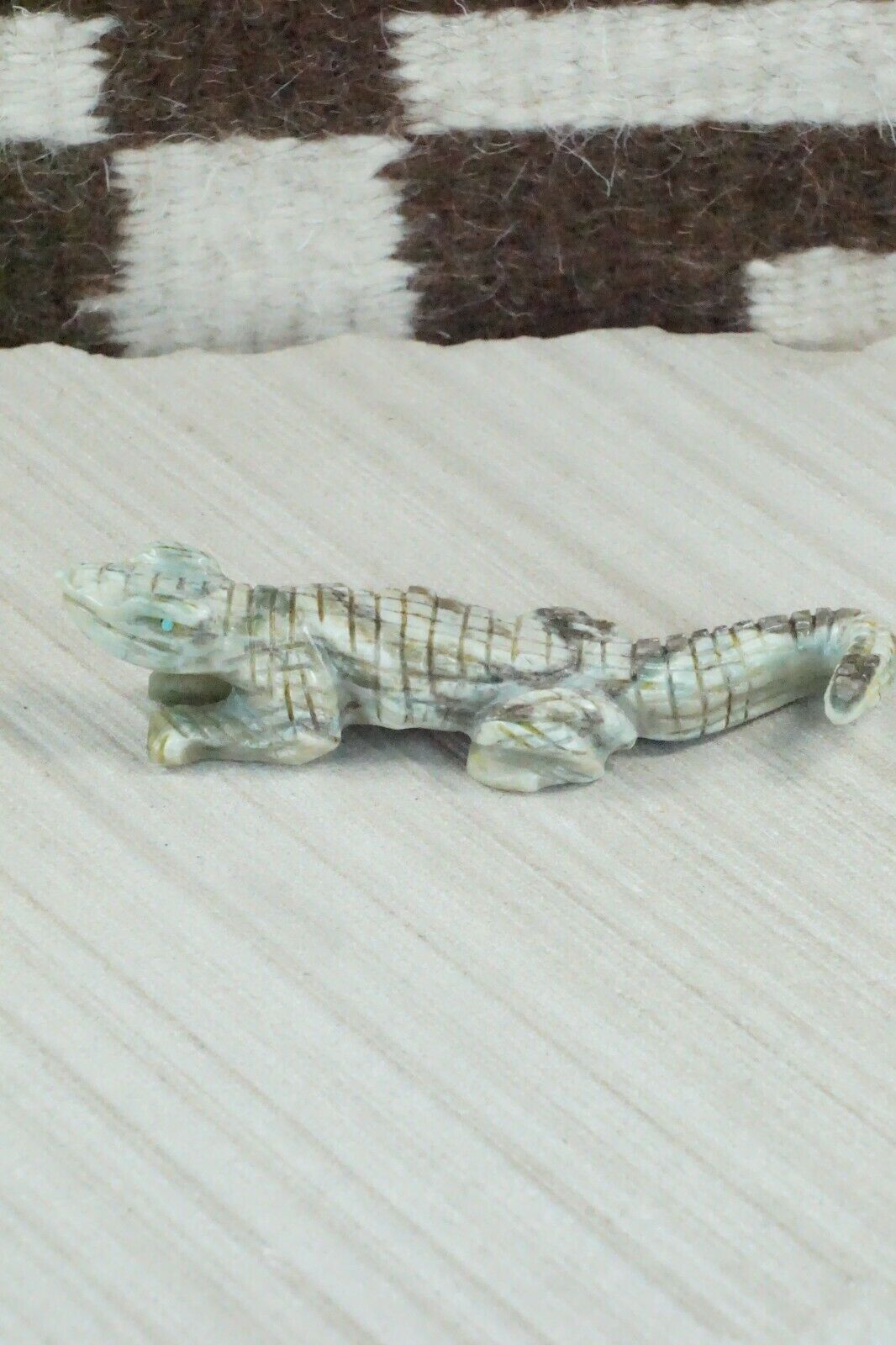 Lizard Zuni Fetish Carving - Tony Mackel