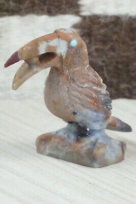 Toucan Bird Zuni Fetish Carving - Sullivan Shebola