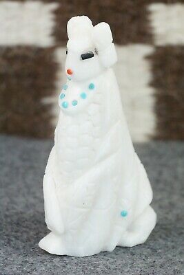 Corn Maiden Zuni Fetish Carving - Derrick Kaamasee