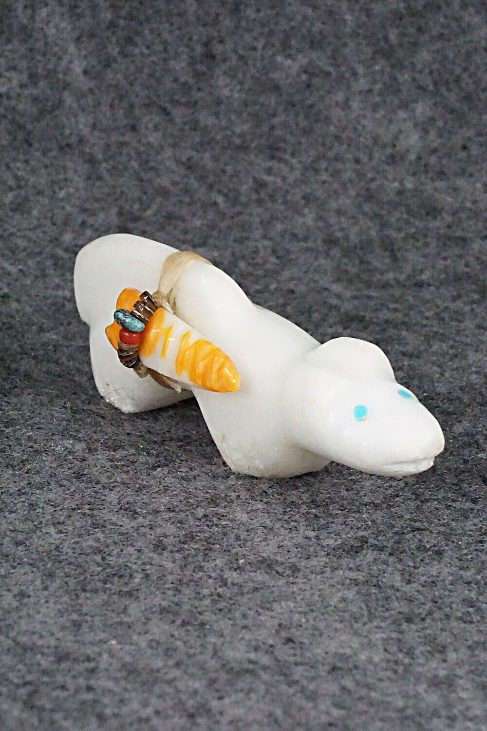 Mountain Lion Zuni Fetish Carving - Peter Gasper